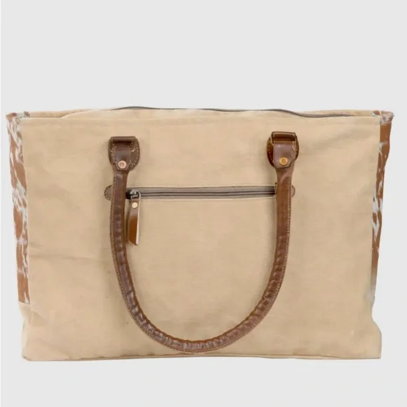 NWT Clea Ray Boulangerie Tote w/Cowhide Trim Tote Bag - Picture 4 of 4